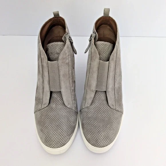 Linea Paolo Anna Wedge Sneaker Rock Perf Suede, Women's Shoe size 10 M - Picture 7 of 7